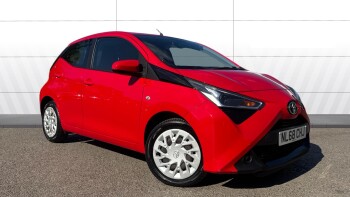 Toyota Aygo 1.0 VVT-i X-Play 5dr Petrol Hatchback